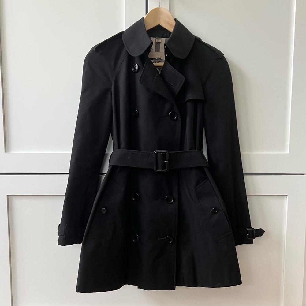 Black Burberry Trench • full check interior lining • removable belt - Size US 2 - Picture 6 of 16